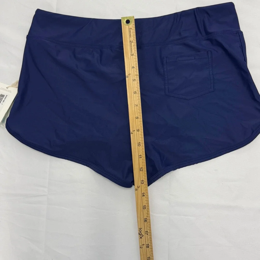 Carve Designs Navy Blue Board Shorts Swim Bottoms UPF 50 Medium Rise Large NWT